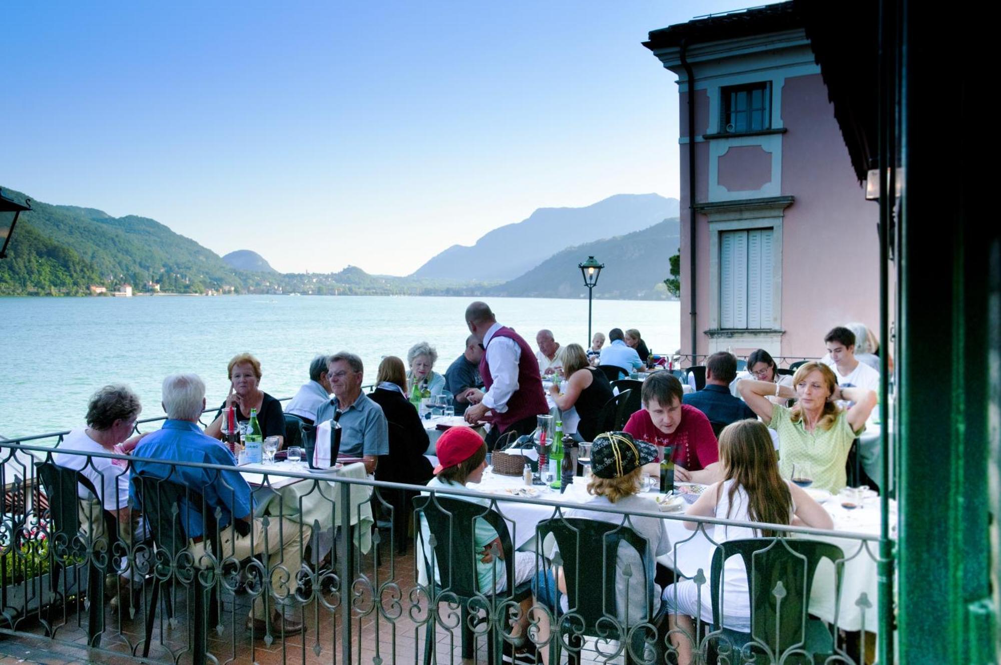 Albergo Ristorante Della Posta Моркоте Екстериор снимка