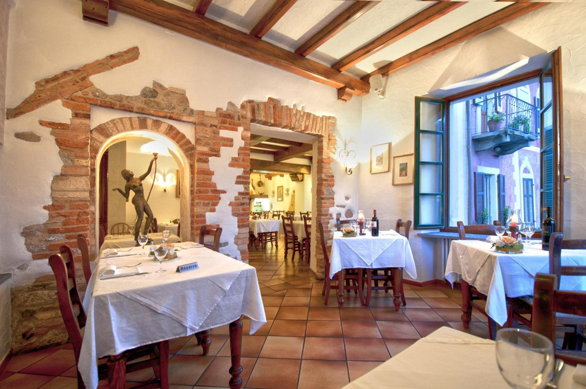 Albergo Ristorante Della Posta Моркоте Екстериор снимка