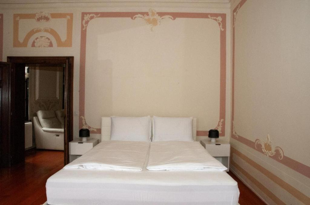 Albergo Ristorante Della Posta Моркоте Екстериор снимка