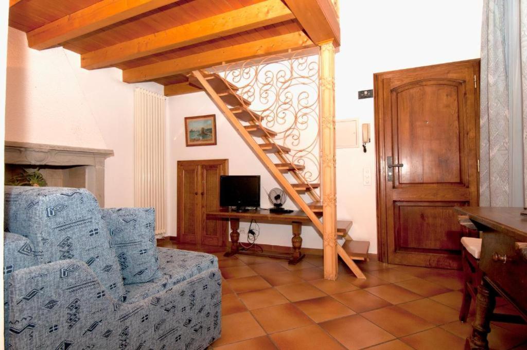 Albergo Ristorante Della Posta Моркоте Екстериор снимка